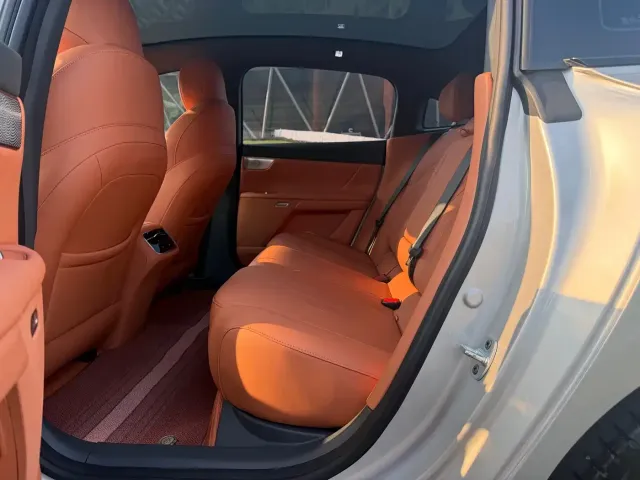 Dongfeng eπ 007 — Фото автомобиля 14