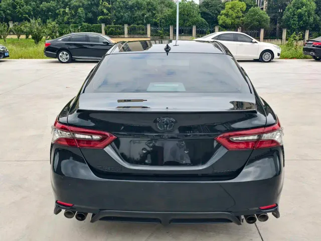 Toyota Camry — Фото автомобиля 4