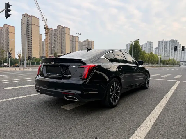 Cadillac CT5 — Фото автомобиля 11