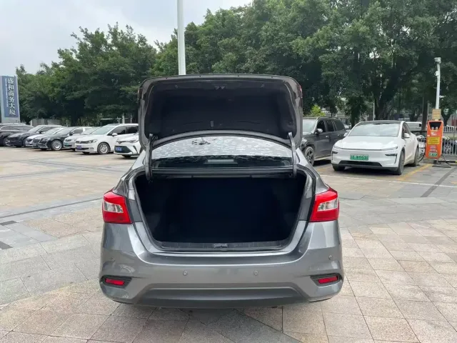 Nissan Sylphy — Фото автомобиля 22