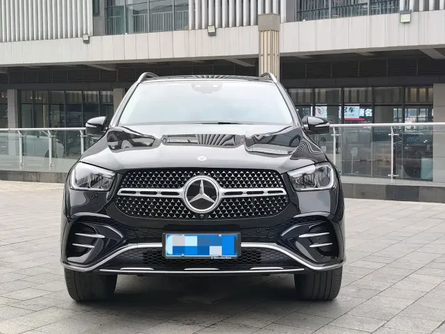 Mercedes-Benz GLE-Class — Фото автомобиля 3