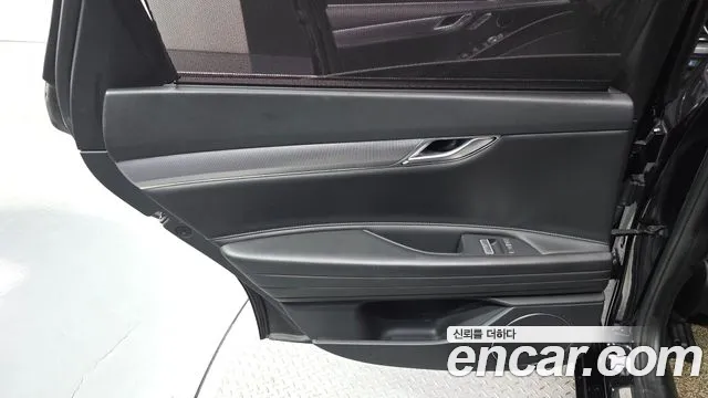 Genesis G80 RG3 — Фото автомобиля 14
