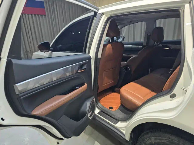Geely Vision X6 — Фото автомобиля 11