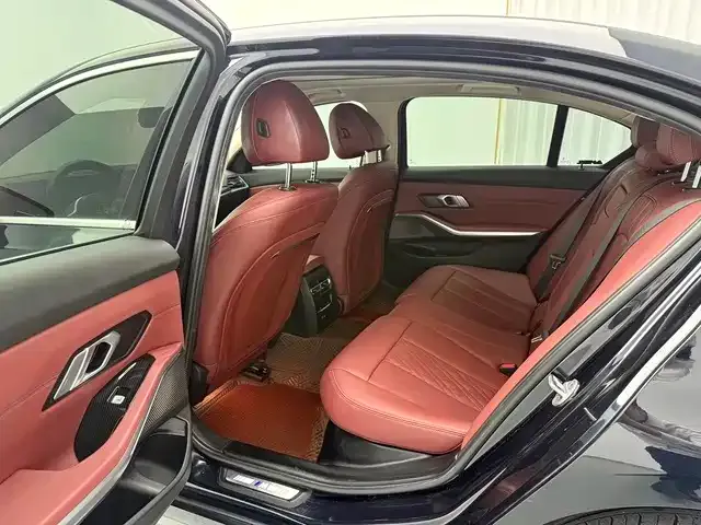 BMW 3 Series — Фото автомобиля 8