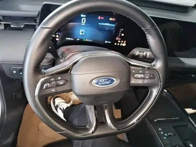 Ford Mondeo — Фото автомобиля 10