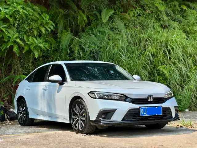 Honda Civic — Фото автомобиля 3