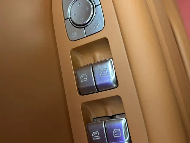 Li Auto L7 — Фото автомобиля 27