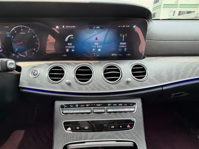 Mercedes-Benz E-Class — Фото автомобиля 10