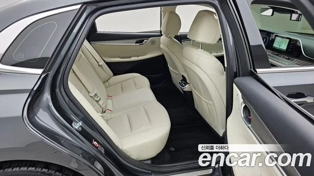 Hyundai Grandeur Новый Grandeur IG — Фото автомобиля 12