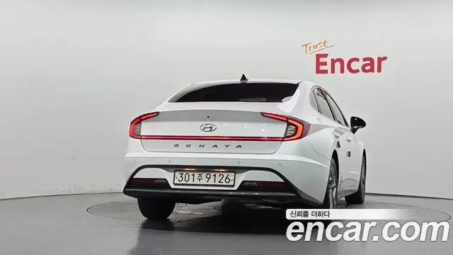 Hyundai Sonata Sonata (DN8) 2.0 LPG(Для проката) — Фото автомобиля 4