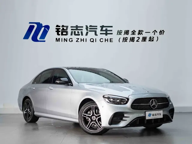 Mercedes-Benz E-Class — Фото автомобиля 4
