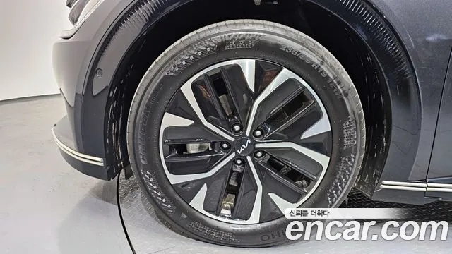 Kia EV6 — Фото автомобиля 5