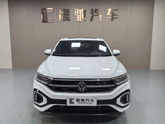 Volkswagen T-Roc — Фото автомобиля 2