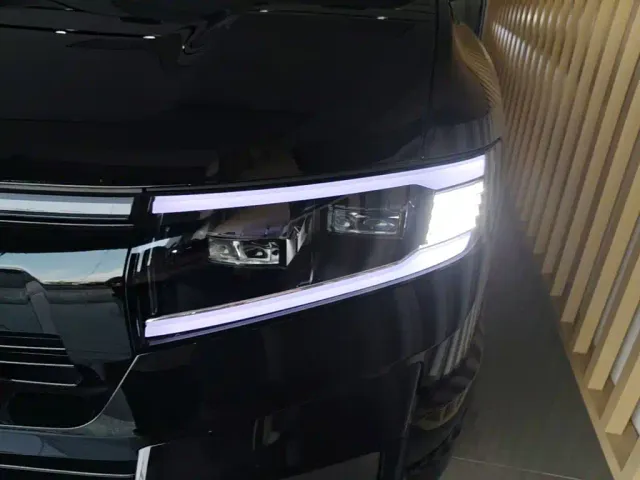 BYD FangChengBao Leopard 8 — Фото автомобиля 23
