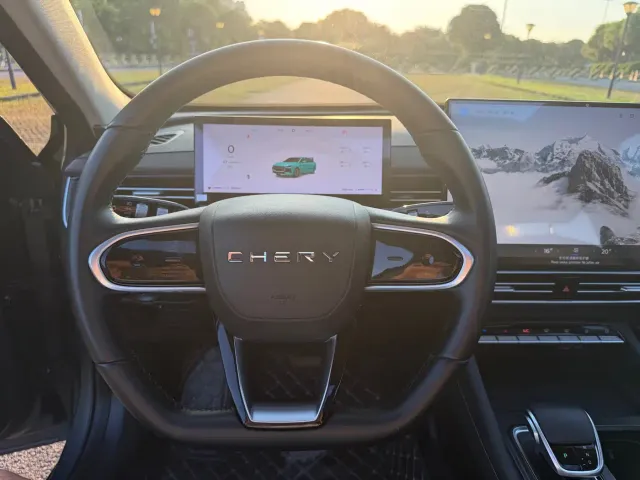 Chery Arrizo 8 PRO — Фото автомобиля 11
