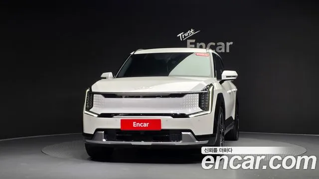 Kia EV9 — Фото автомобиля 3