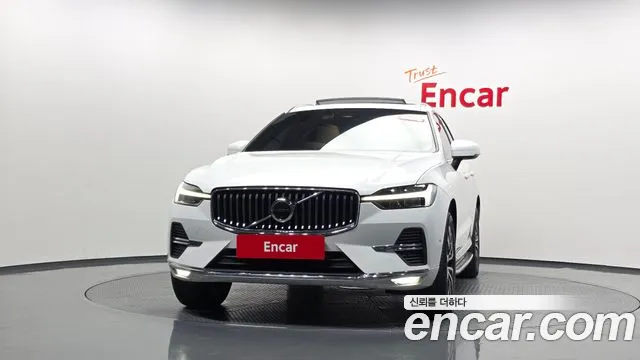 Вольво XC60 — Фото автомобиля 2