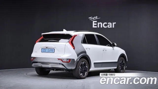 Kia Niro All Niro EV Earth — Фото автомобиля 2
