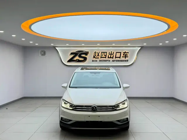 Volkswagen Touran — Фото автомобиля 2