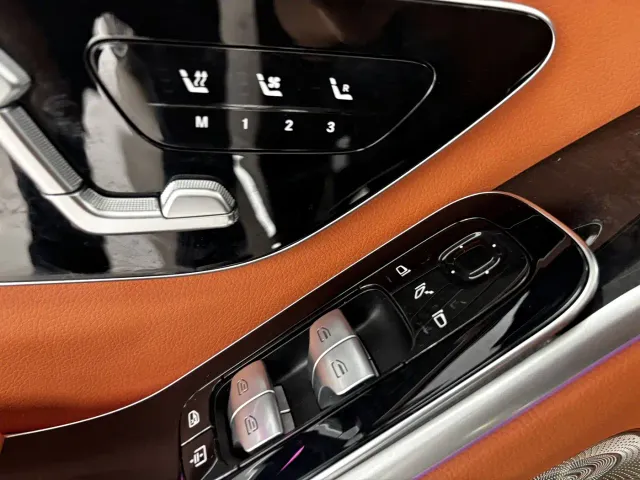 Mercedes-Benz S-Class — Фото автомобиля 8
