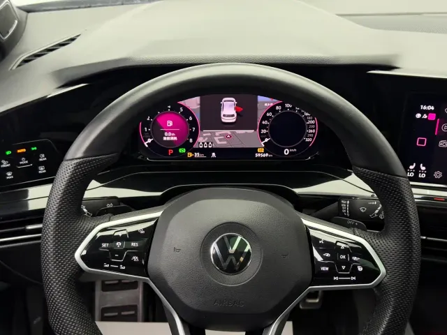 Volkswagen Golf — Фото автомобиля 18