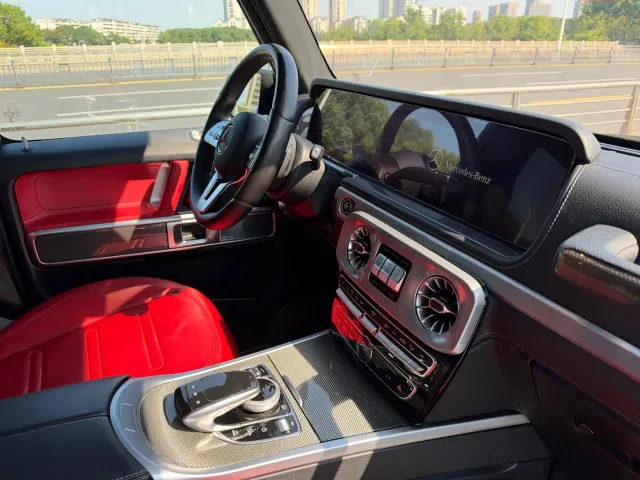 Mercedes-Benz G-Class — Фото автомобиля 12