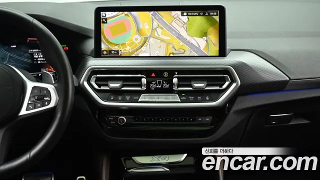 BMW X4 xDrive20i M Sport — Фото автомобиля 14