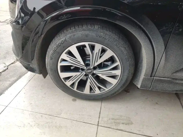 Audi Q5 e-tron — Фото автомобиля 22
