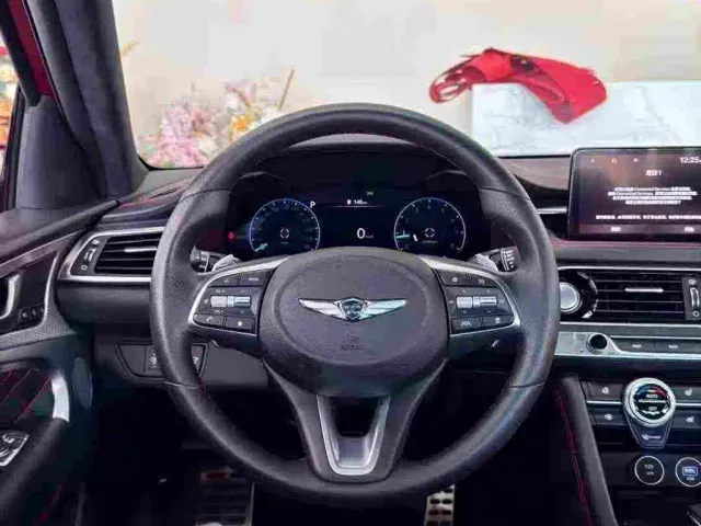 Genesis G70 — Фото автомобиля 3