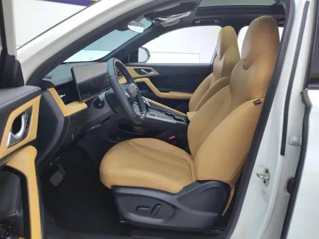 Roewe RX5 — Фото автомобиля 9