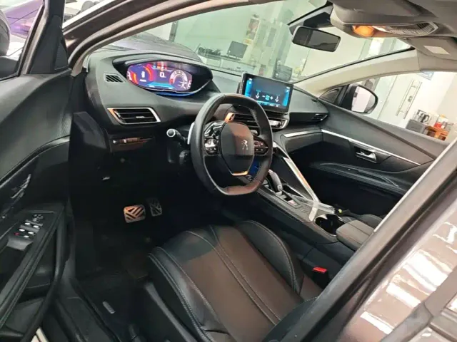 Peugeot 4008 — Фото автомобиля 15