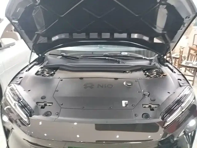 Nio ET5 Touring — Фото автомобиля 19