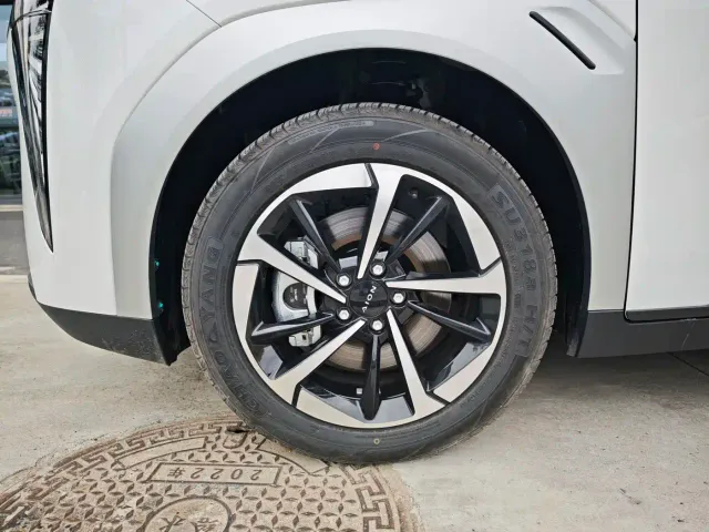 GAC Aion Y — Фото автомобиля 14