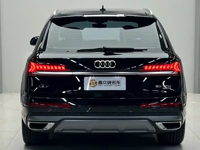 Audi Q7 — Фото автомобиля 5