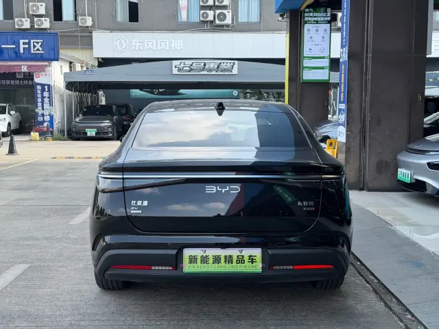 BYD Seal 07 EV — Фото автомобиля 5