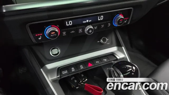 Audi Q3 40 TFSI quattro Premium — Фото автомобиля 26