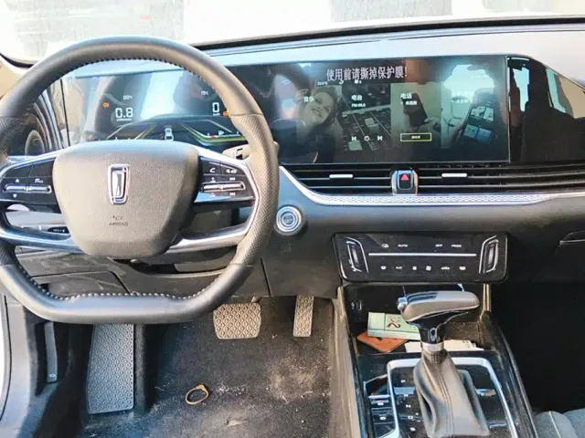 Bestune B70 — Фото автомобиля 12