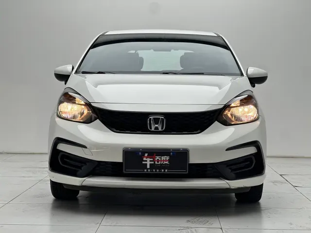Honda Fit — Фото автомобиля 2