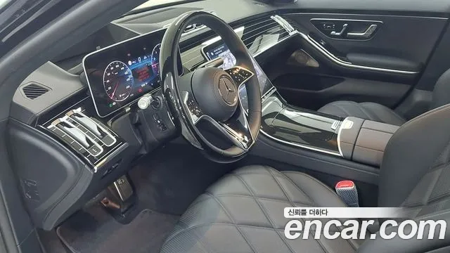 Mercedes-Benz S-Class — Фото автомобиля 14