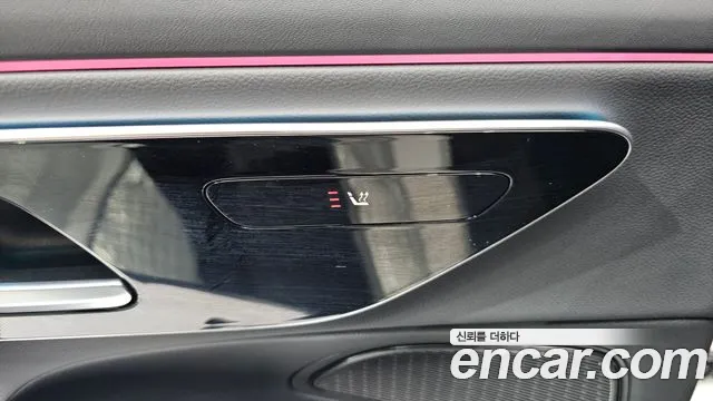 Mercedes-Benz E-Class — Фото автомобиля 6