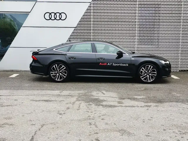 Audi A7 — Фото автомобиля 6
