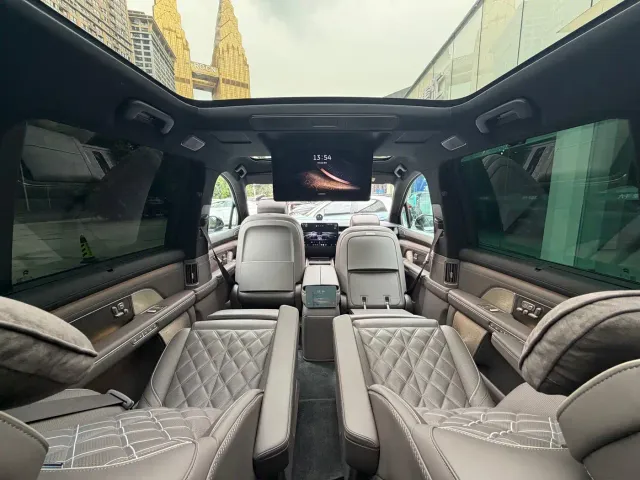 Nio ES8 — Фото автомобиля 18