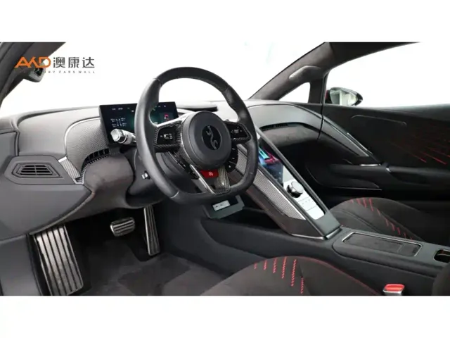 BYD Yangwang U9 — Фото автомобиля 5