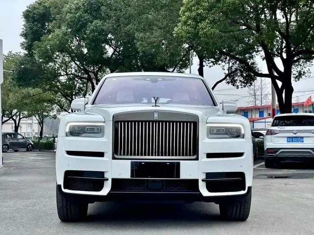 Rolls-Royce Cullinan — Фото автомобиля 5