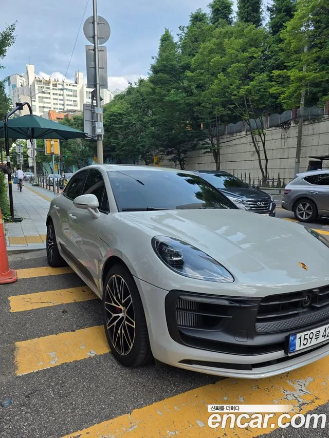 Porsche Macan — Фото автомобиля 3