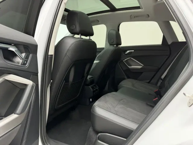 Audi Q3 — Фото автомобиля 9