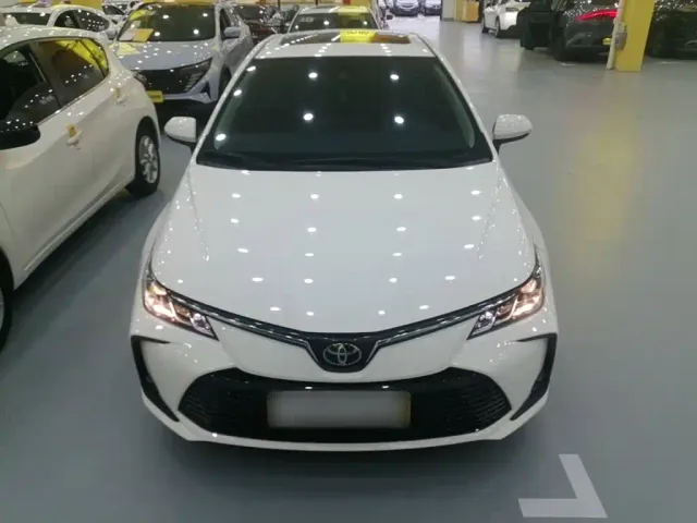 Toyota Corolla — Фото автомобиля 2