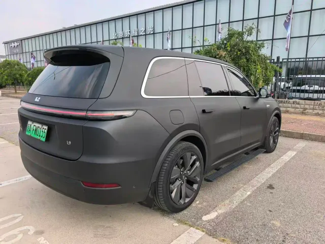 Li Auto L9 — Фото автомобиля 6