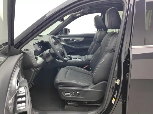 GAC Trumpchi GS8 — Фото автомобиля 10