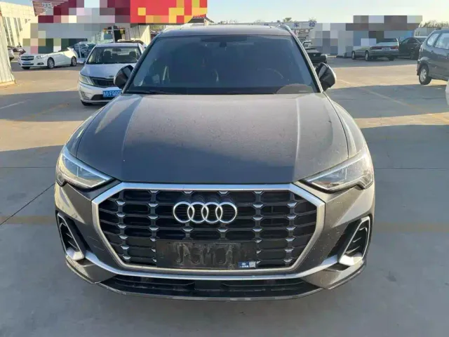 Audi Q3 — Фото автомобиля 2